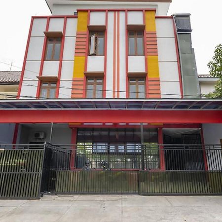 RedDoorz @ Jemursari Surabaya 2 Bagian luar foto